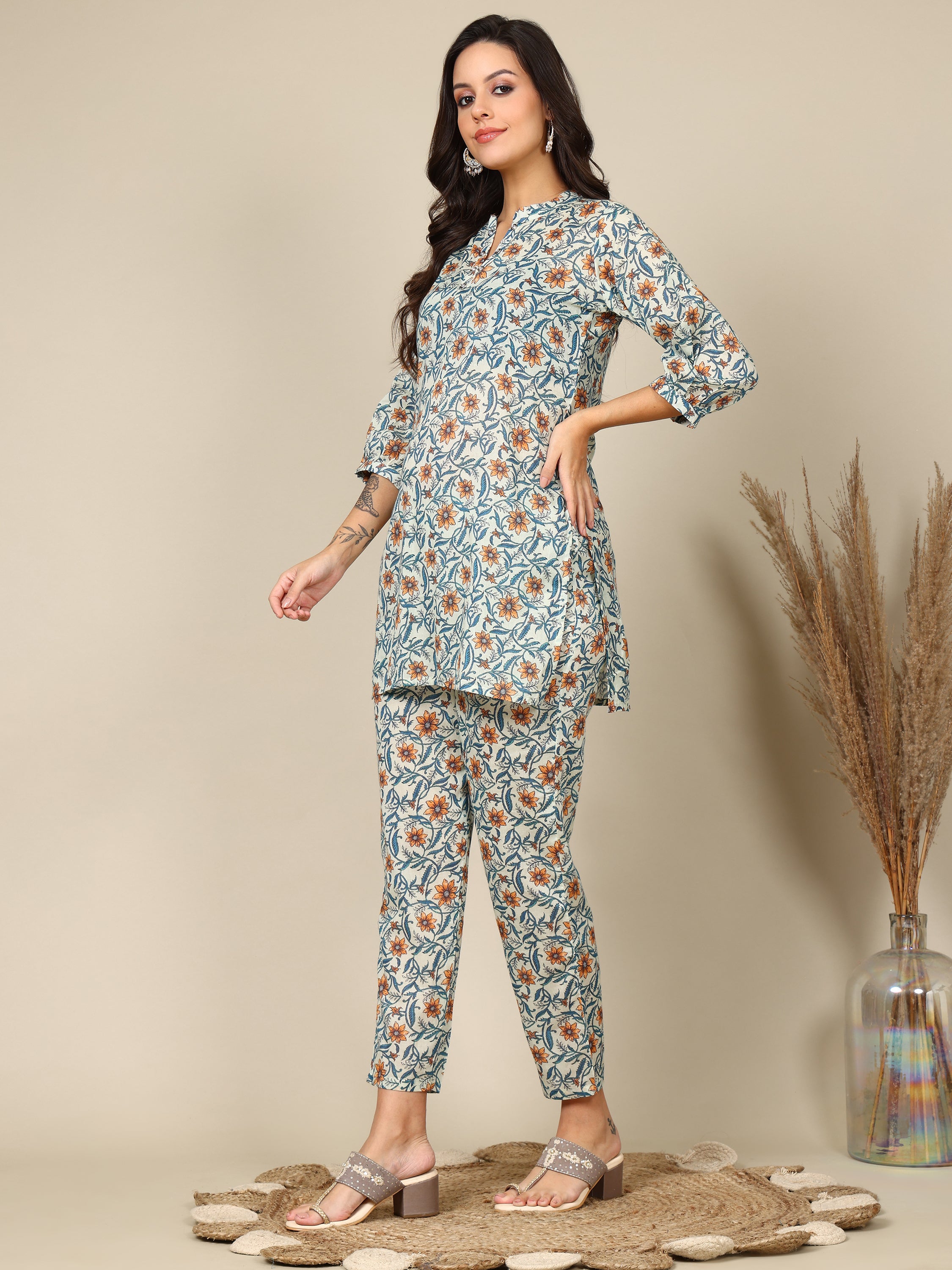 2- beautiful floral print cotton co-ord set