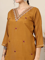 17-beautiful embroidered kurta with pant & jecquard with print dupatta