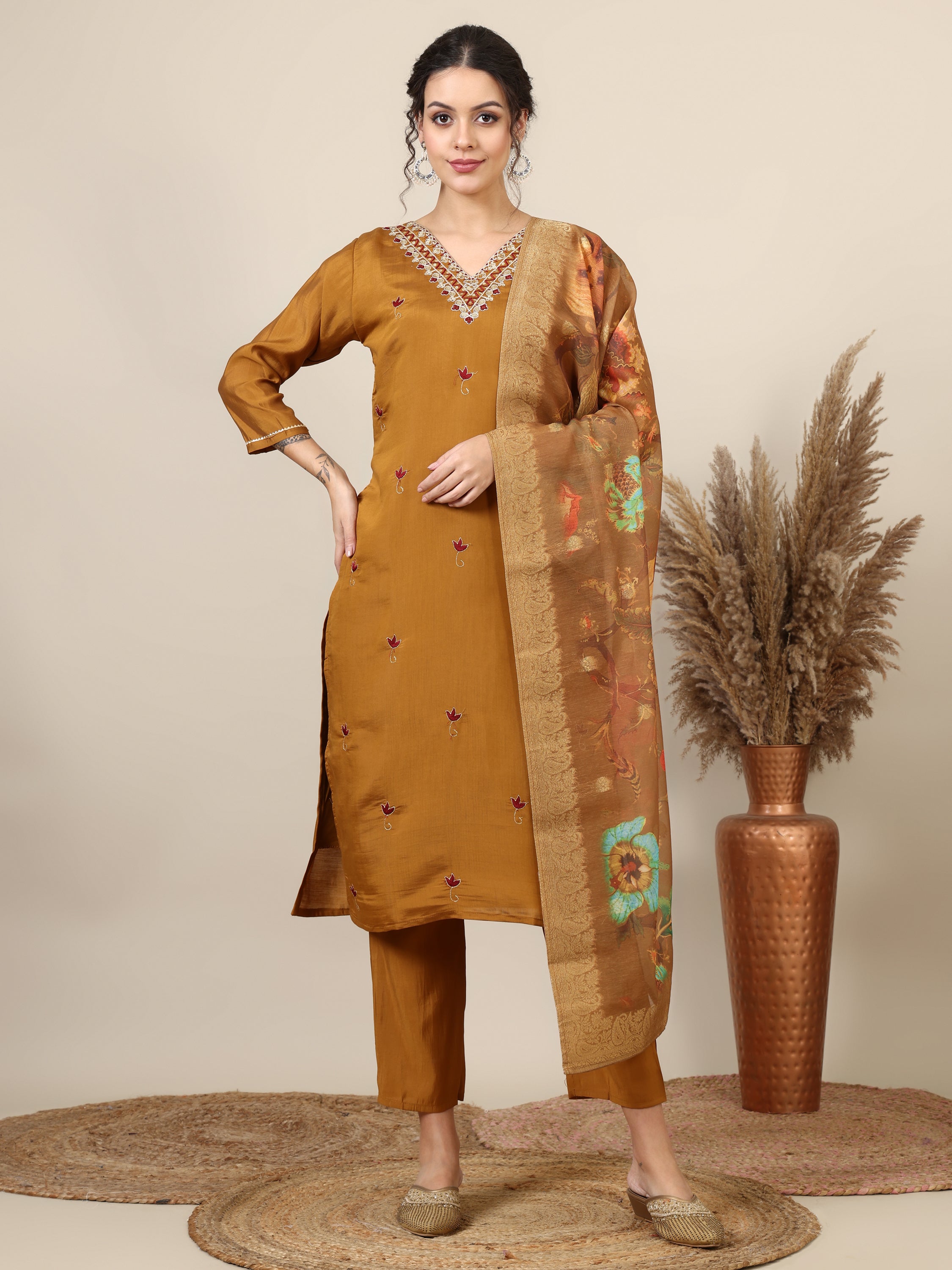 17-beautiful embroidered kurta with pant & jecquard with print dupatta