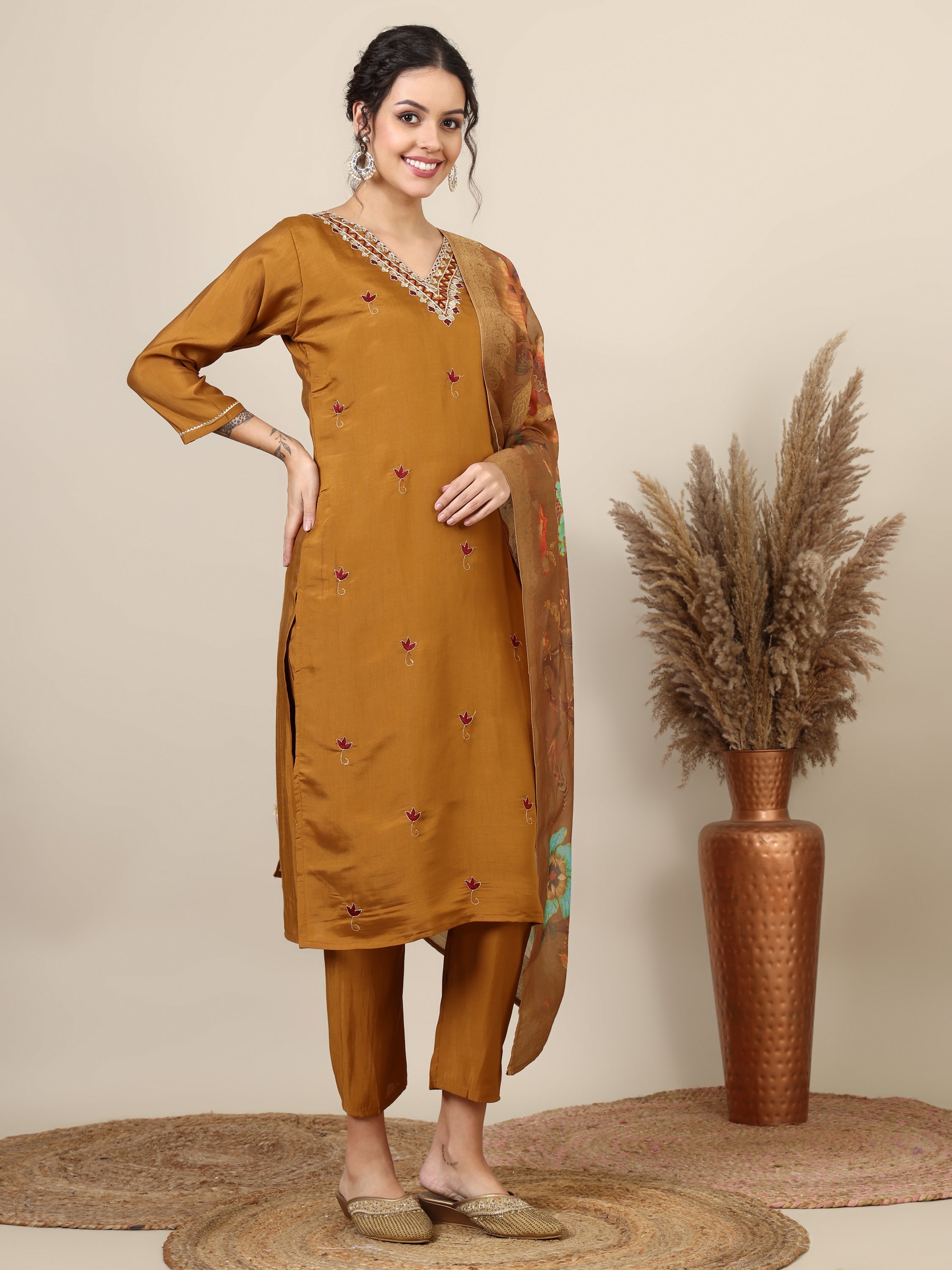 17-beautiful embroidered kurta with pant & jecquard with print dupatta