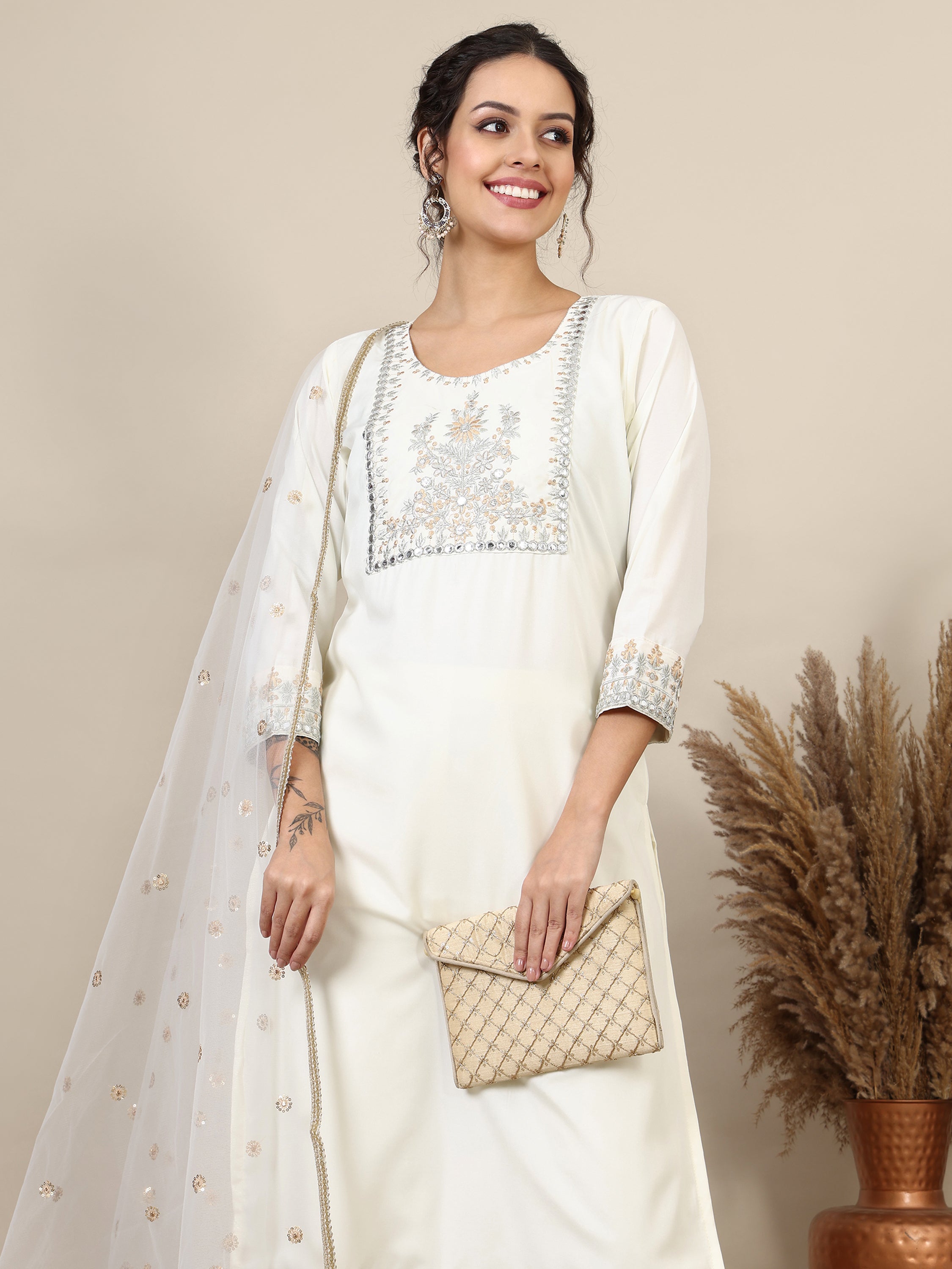 11-white ethnic motifs embroidered kurta with trousers & dupatta