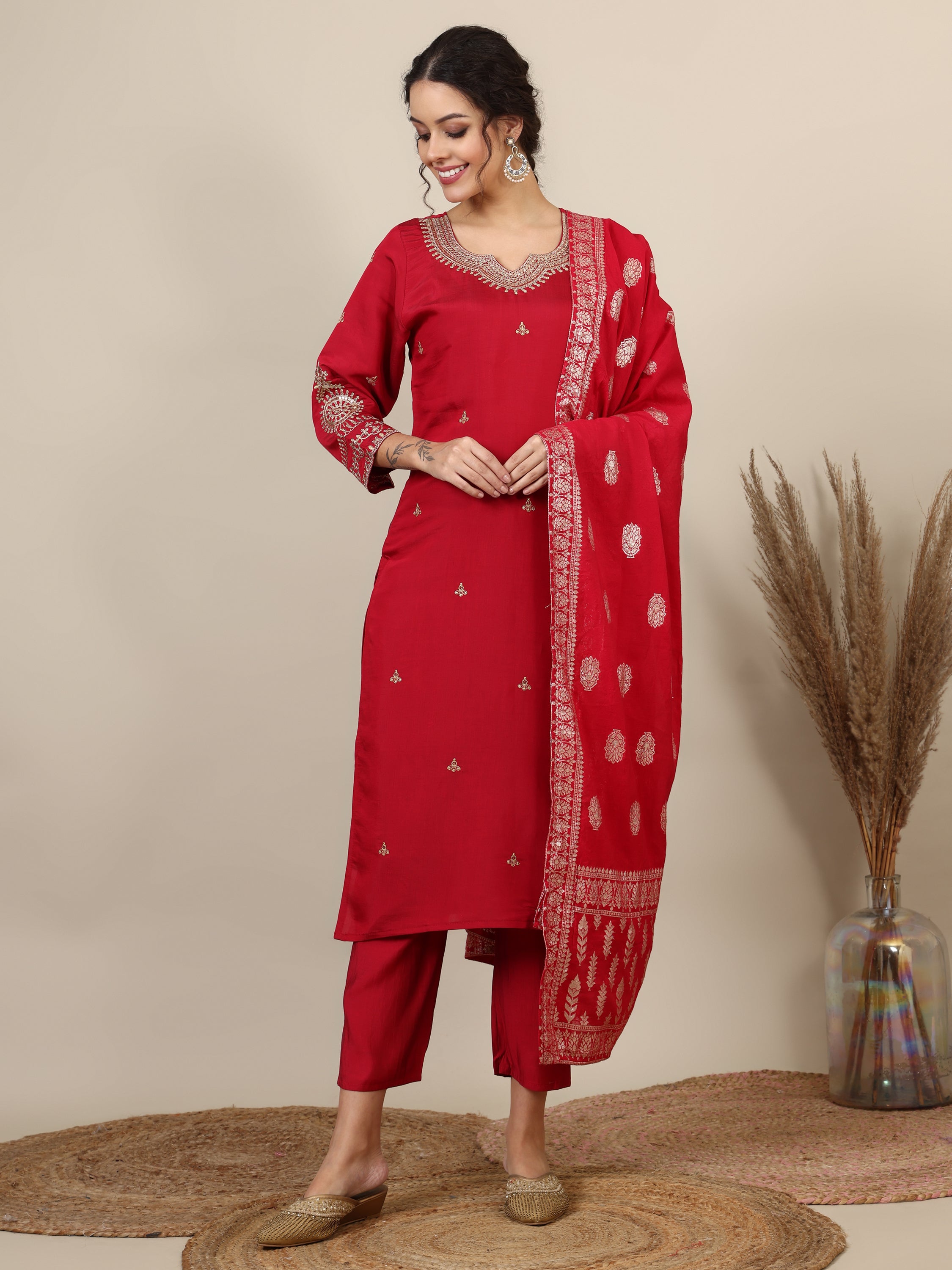 19- Ethnic motifs embroidered thread work chanderi silk kurta with trousers & dupatta