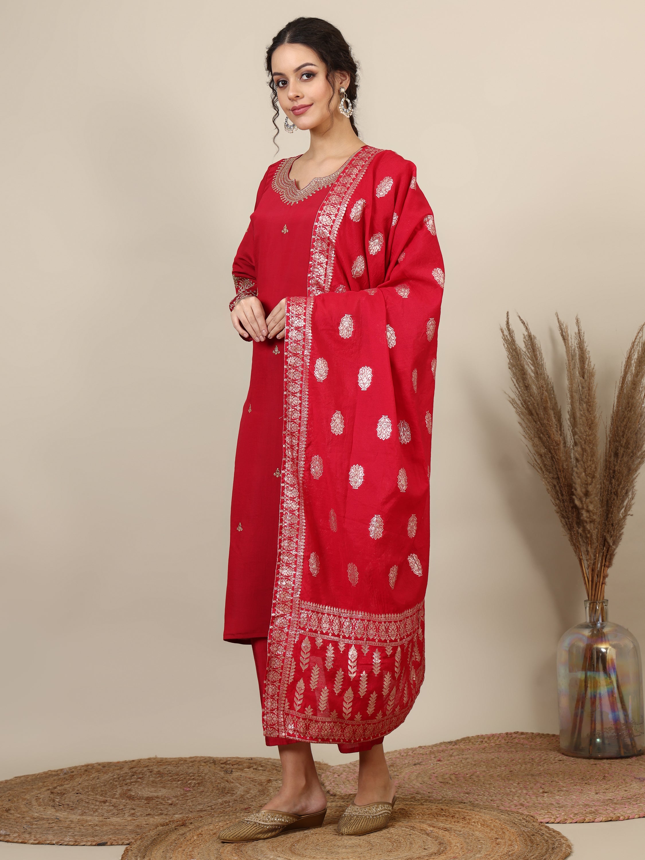 19- Ethnic motifs embroidered thread work chanderi silk kurta with trousers & dupatta