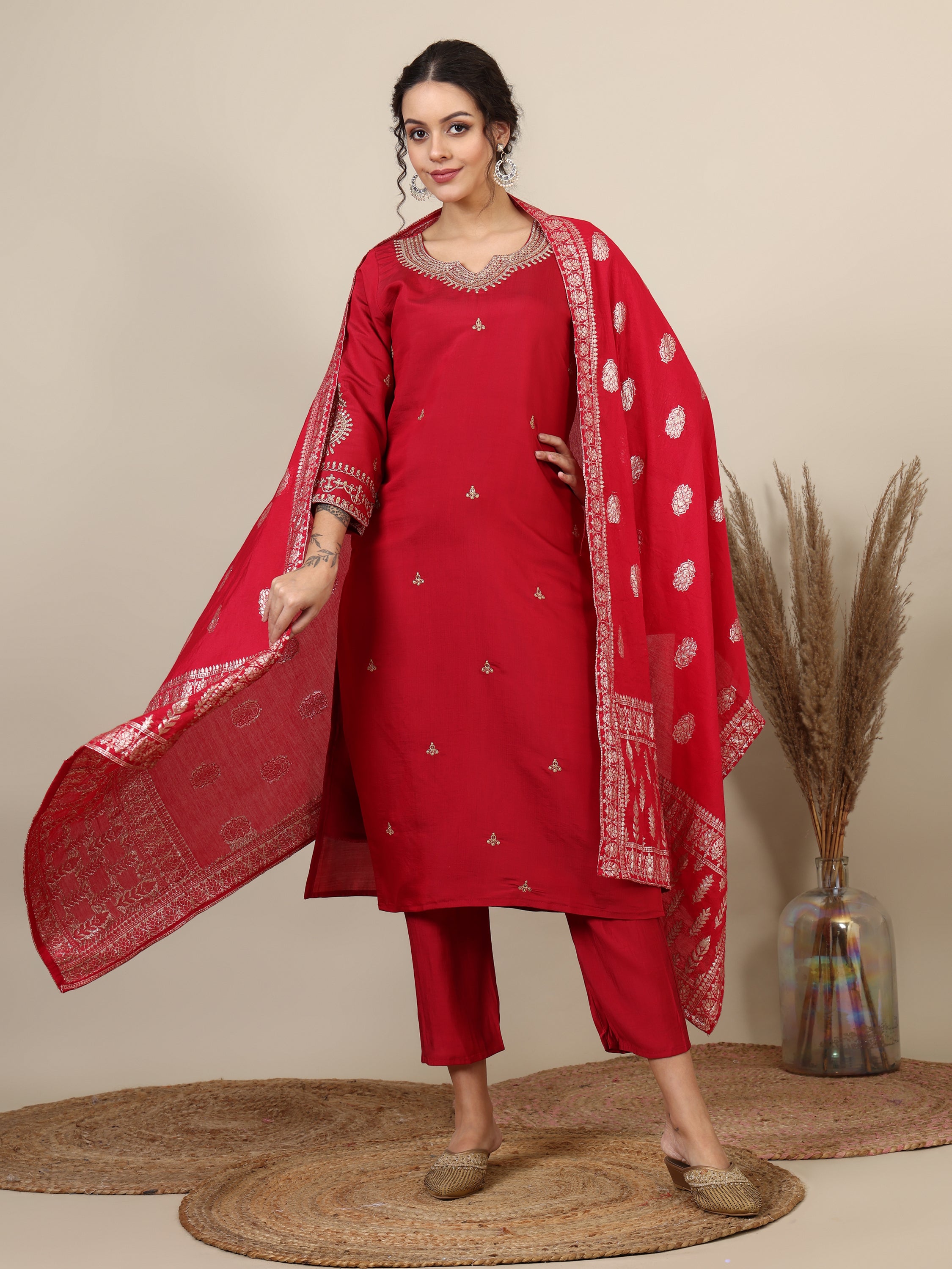 19- Ethnic motifs embroidered thread work chanderi silk kurta with trousers & dupatta