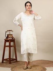 12-Ethnic motifs embroidered thread work chanderi silk kurta with trousers & dupatta