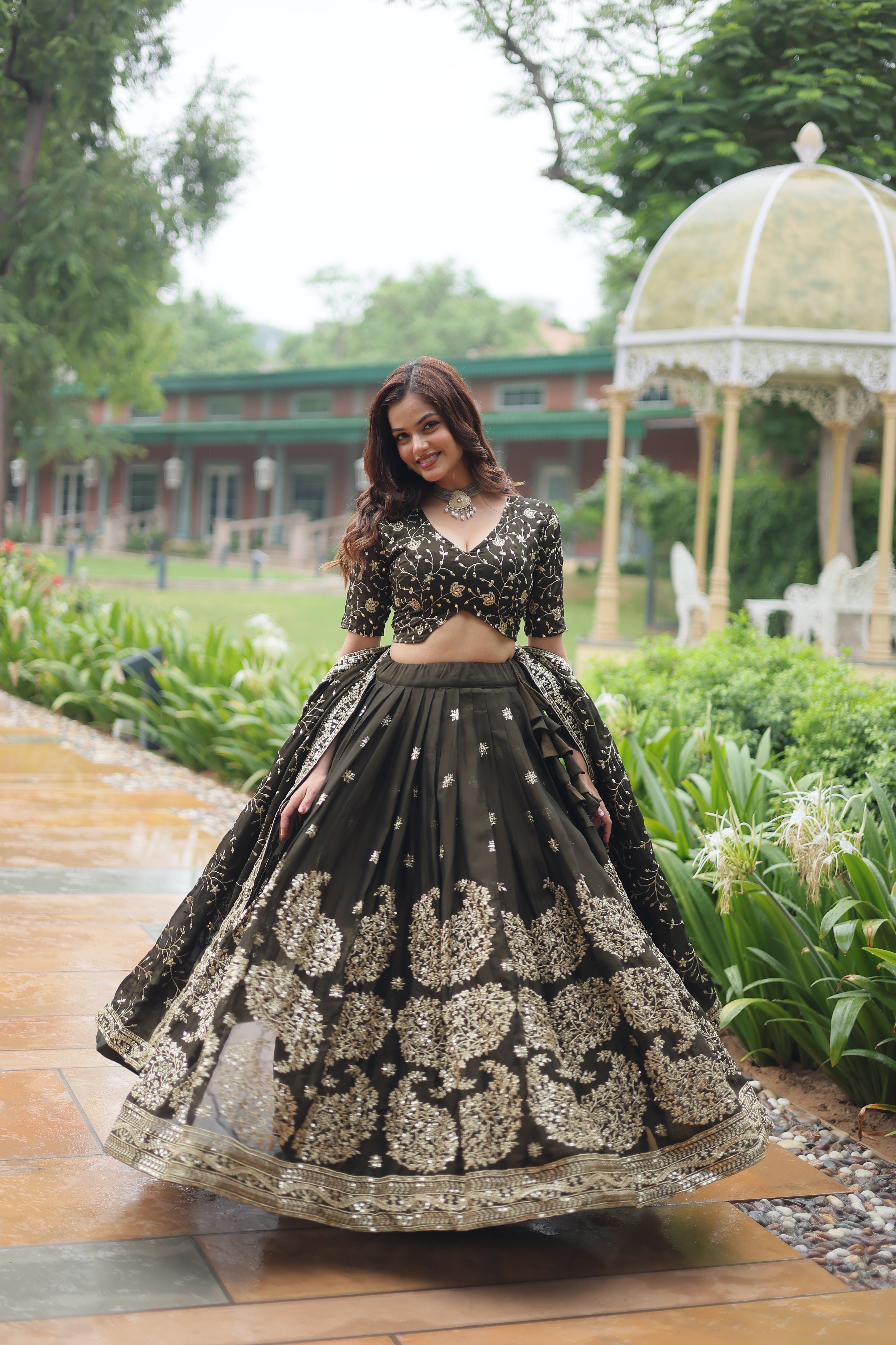 KRITIKA GREEN BEAUTIFUL DESIGNER LEHENGA CHOLI