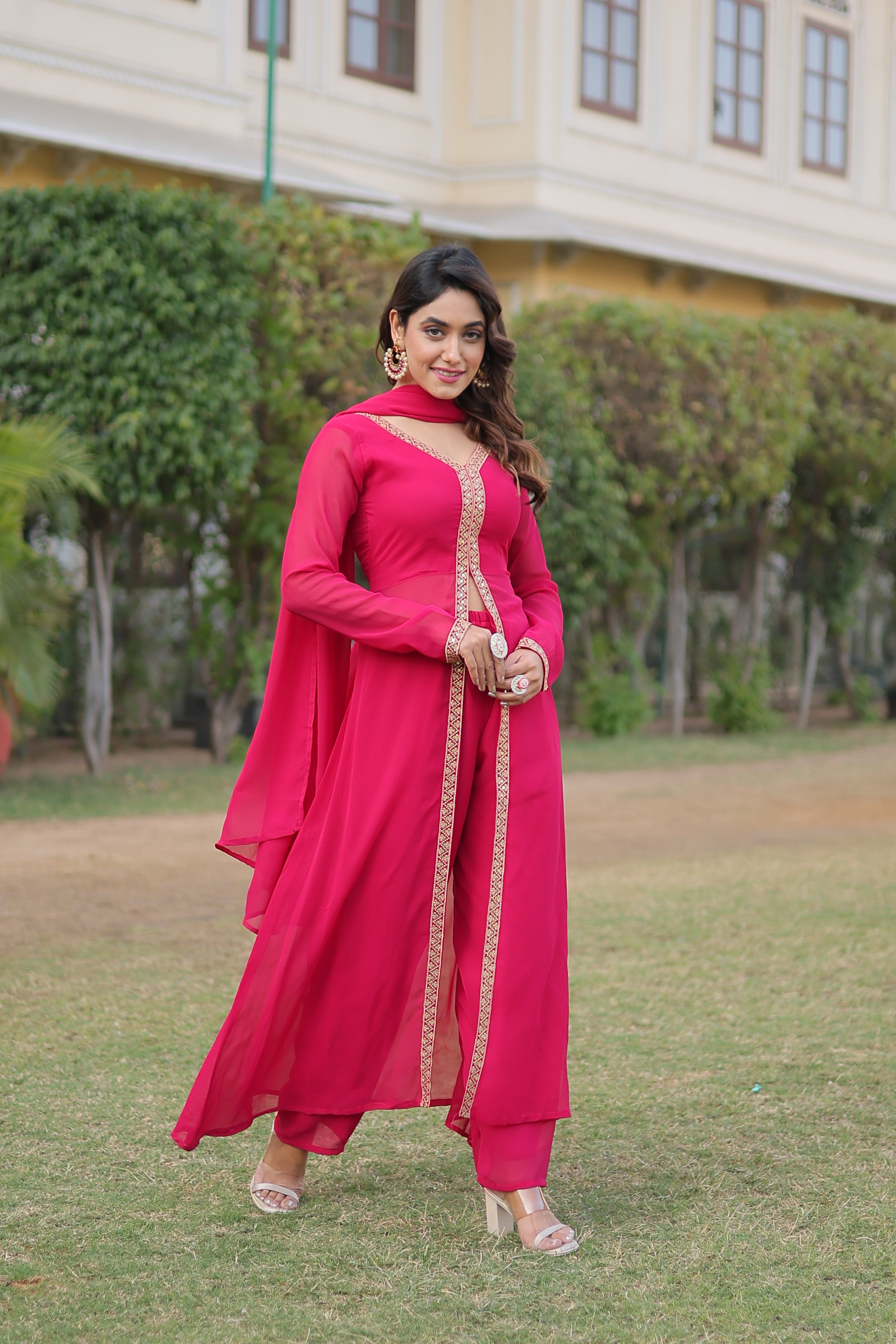 SIYA PINK BEAUTIFUL EMBROIDERED WORK KURTA WITH PANT & DUPATTA SET