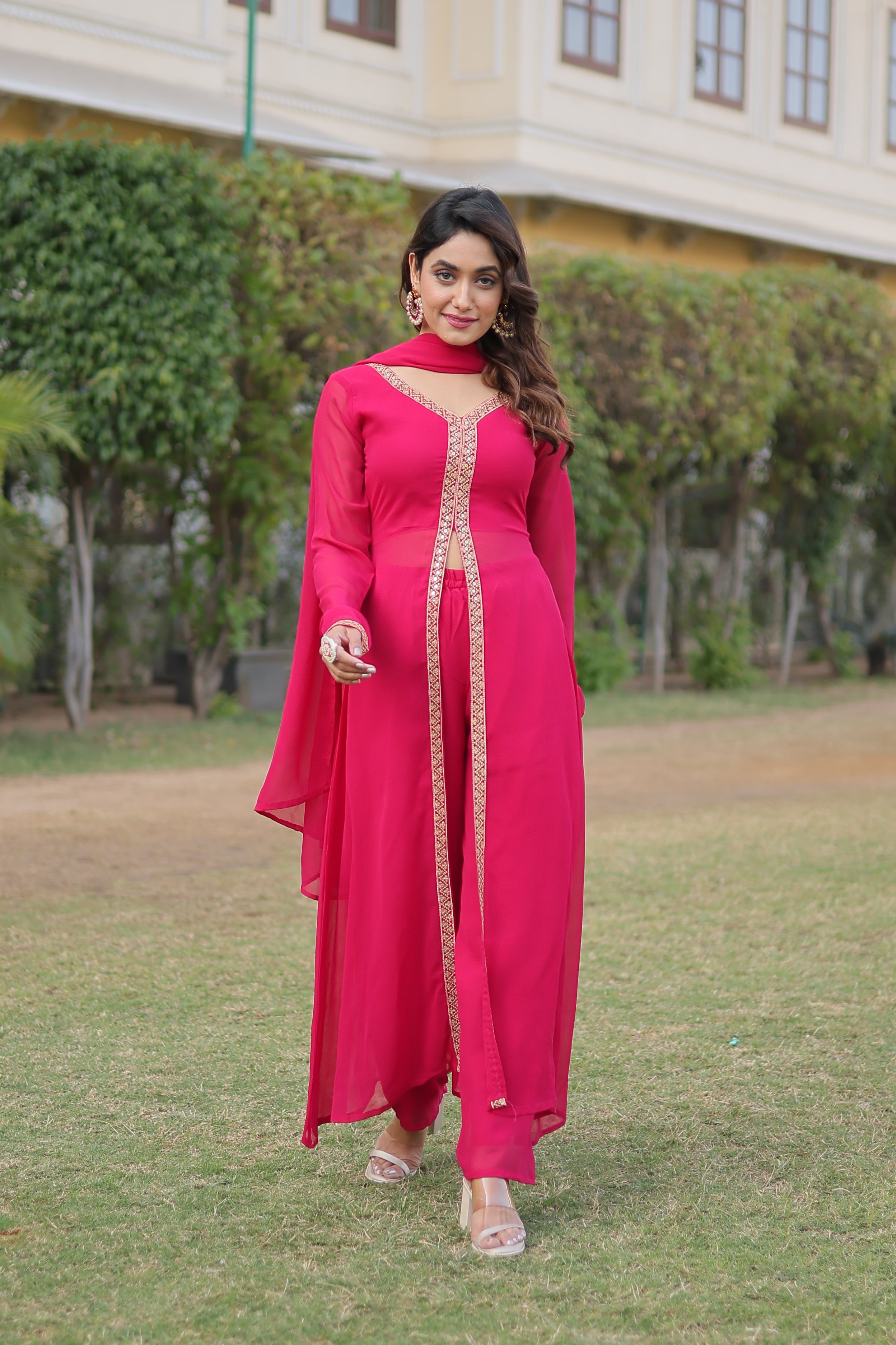 SIYA PINK BEAUTIFUL EMBROIDERED WORK KURTA WITH PANT & DUPATTA SET